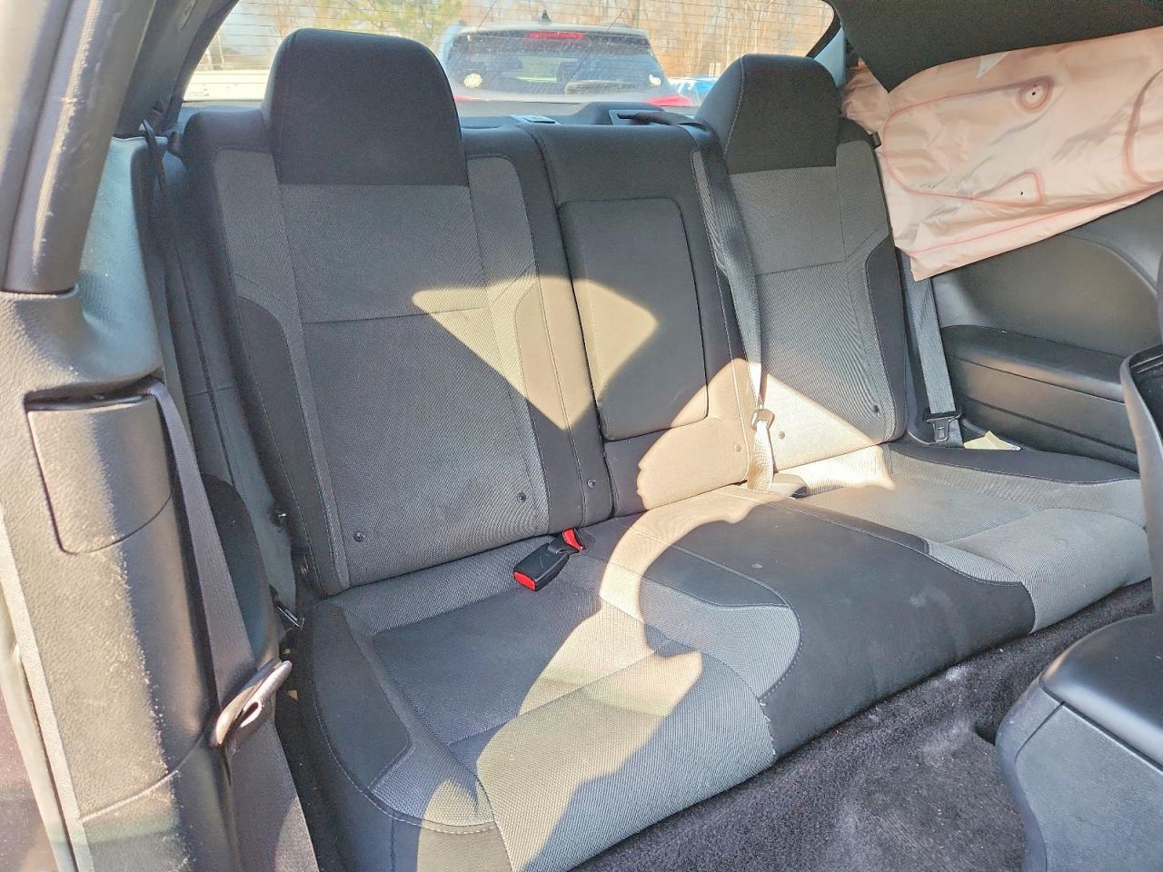 2016 Dodge Challenger Sxt - zdjęcie 10