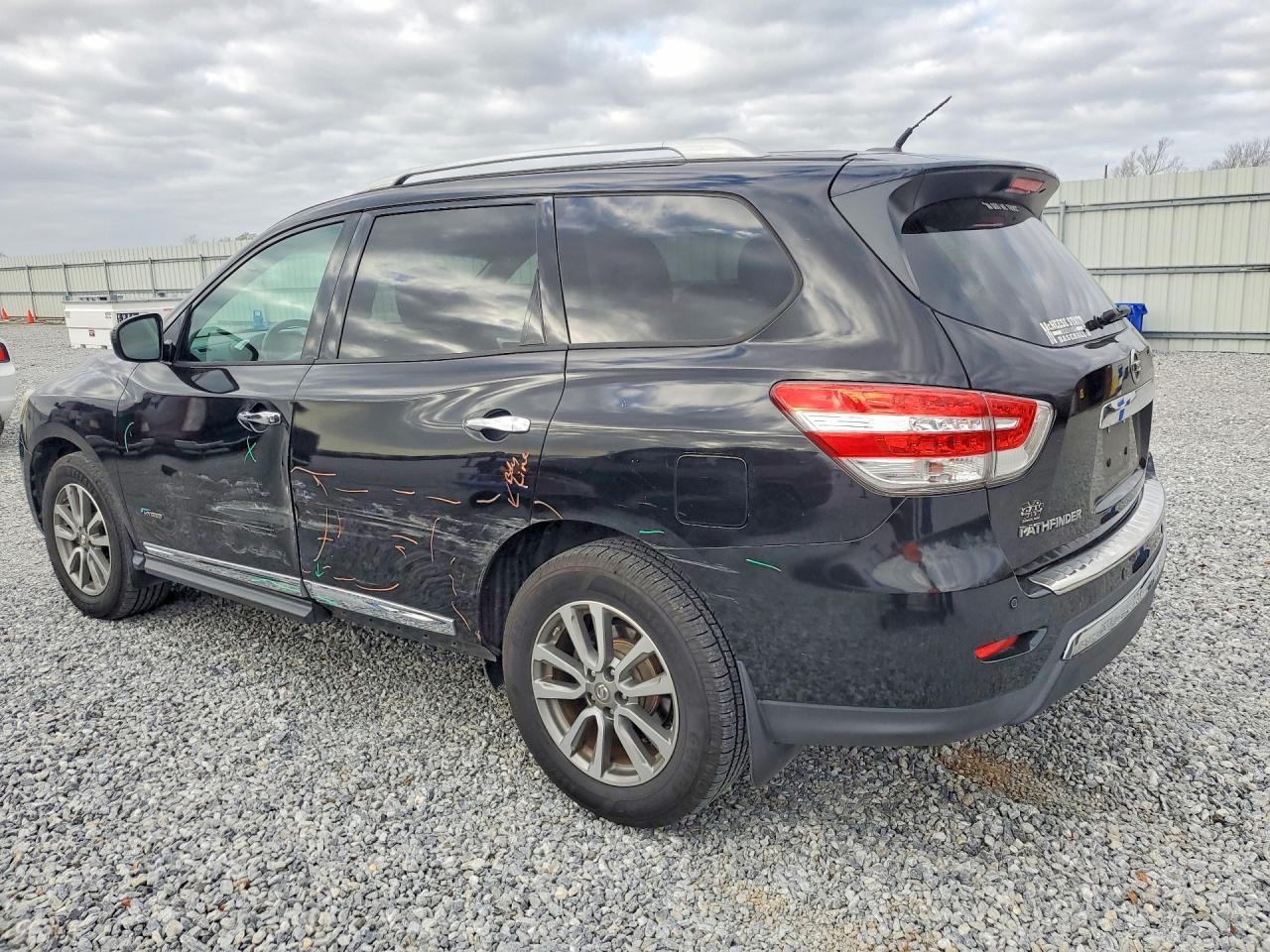 2014 Nissan Pathfinder Hybrid Sl - zdjęcie 2