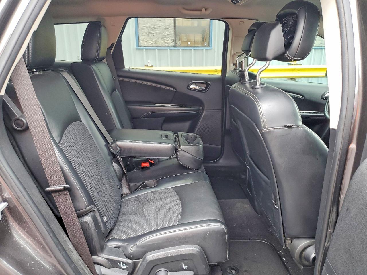 2018 Dodge Journey Crossroad - zdjęcie 11