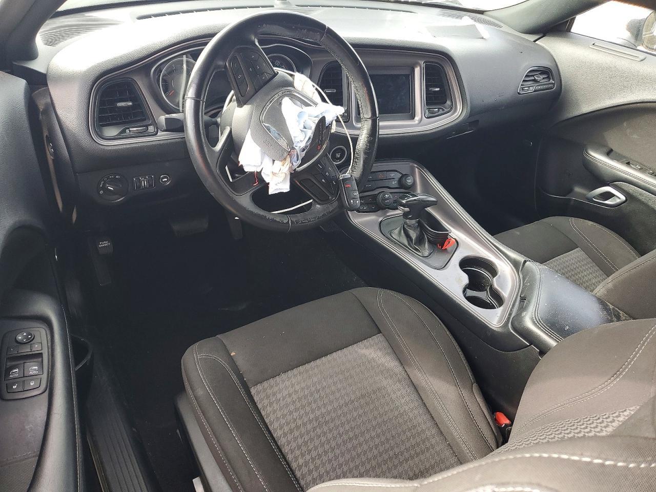 2023 Dodge Challenger Sxt - zdjęcie 8