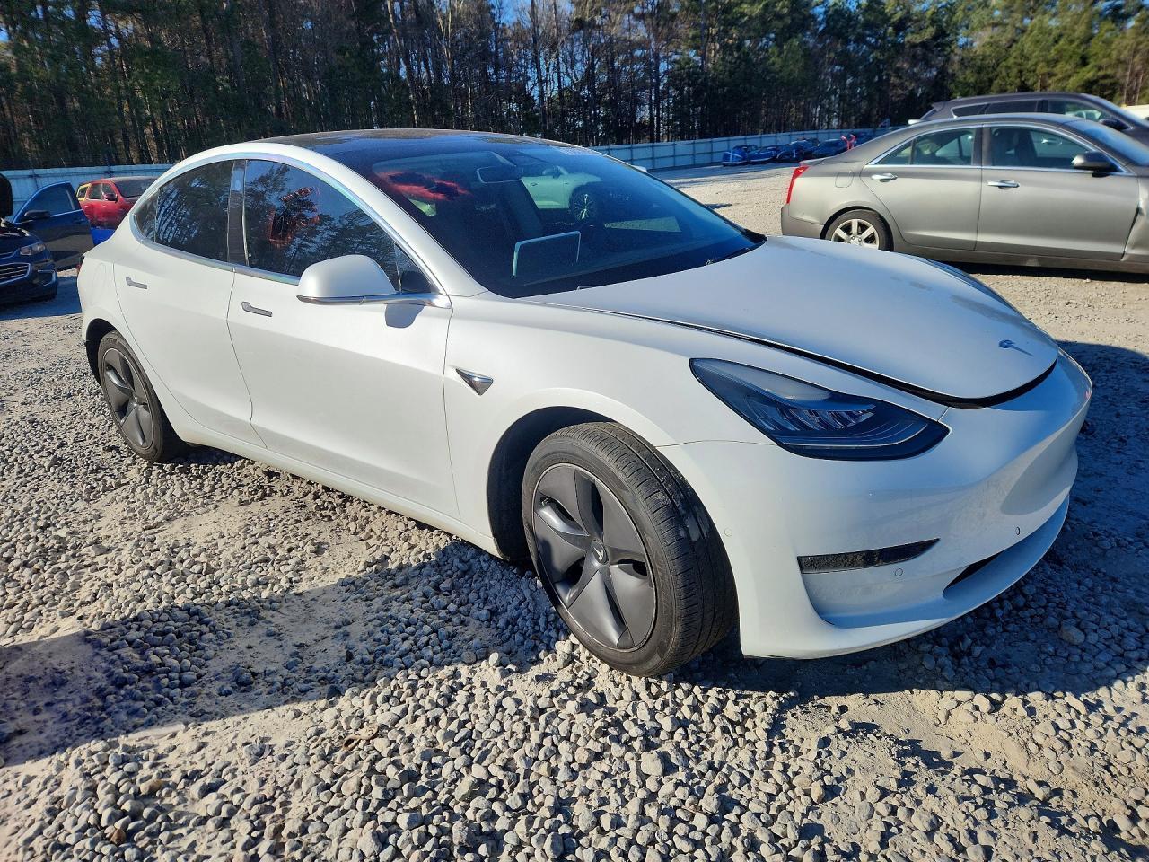 2018 Tesla Model 3 - zdjęcie 4