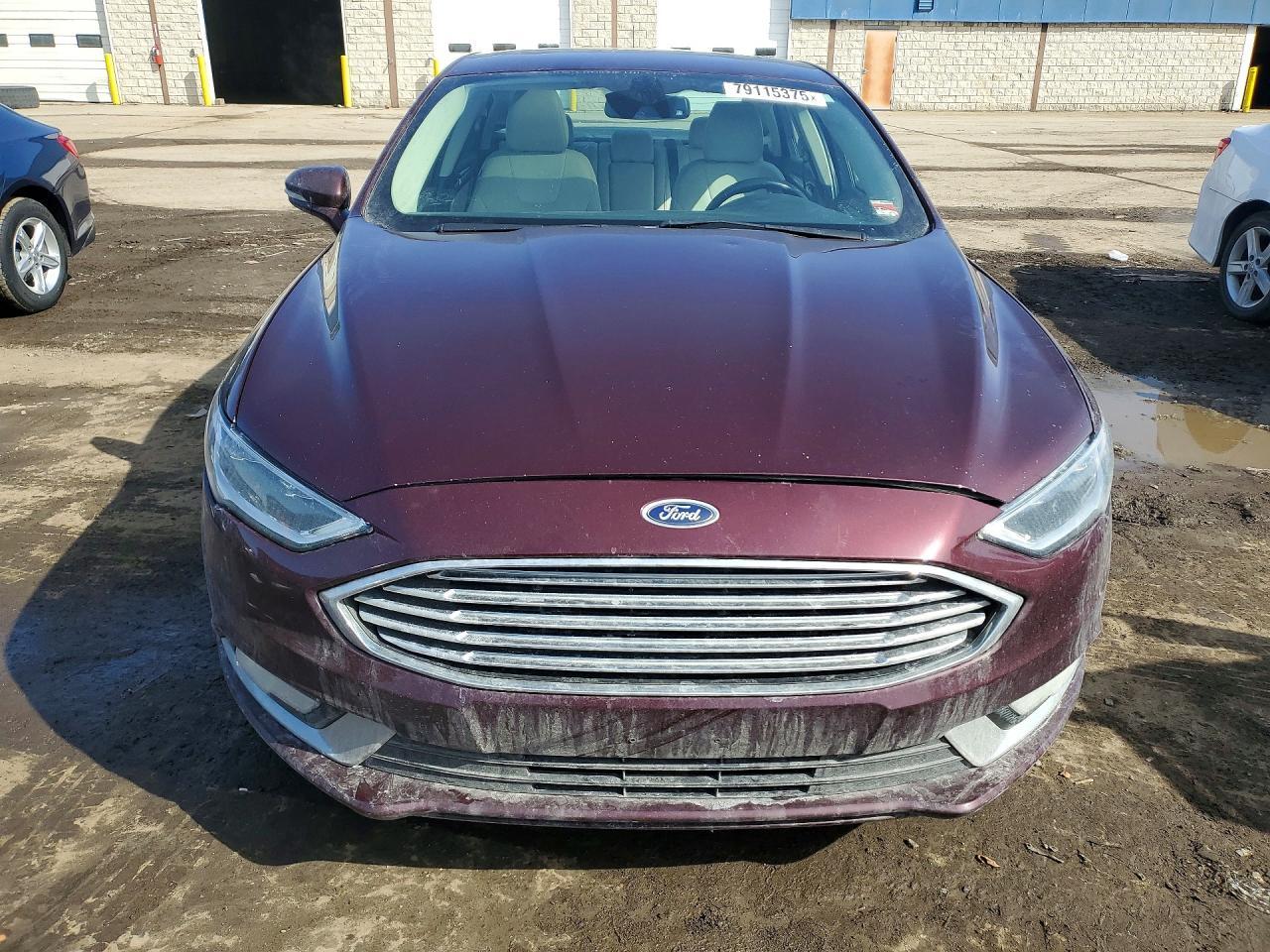 2017 Ford Fusion Titanium Hev - zdjęcie 5