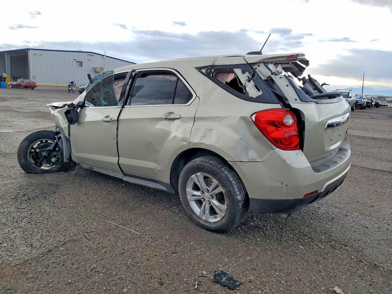 2015 Chevrolet Equinox Ls - zdjęcie 2