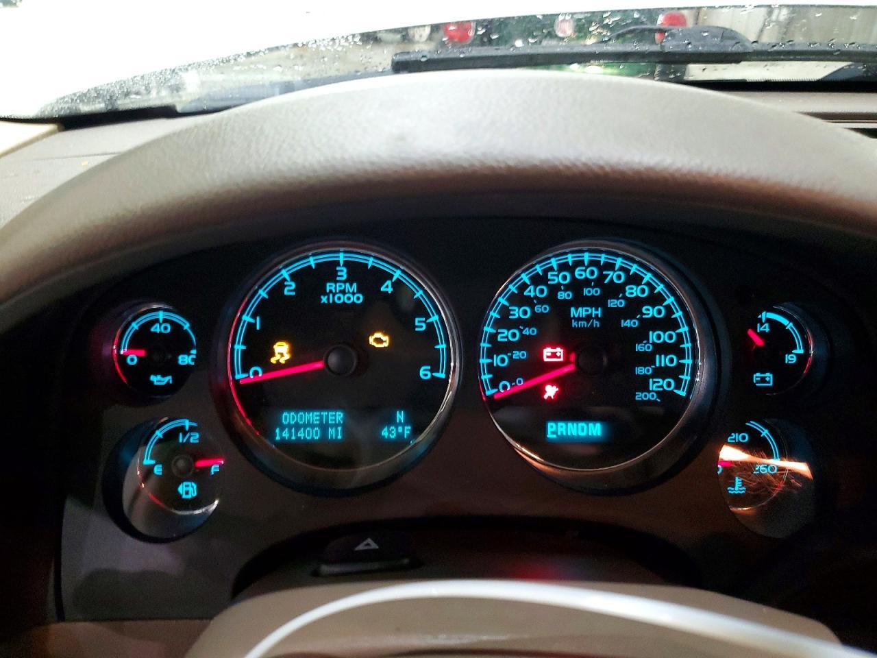 2014 Chevrolet Suburban K1500 Ltz - zdjęcie 9