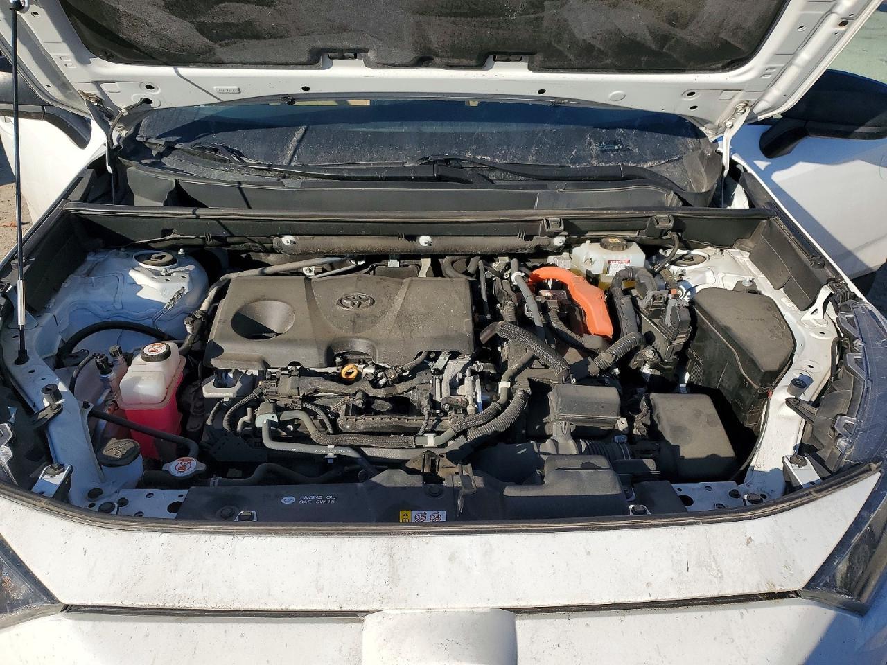 2021 Toyota Rav4 Hybrid Le - zdjęcie 12