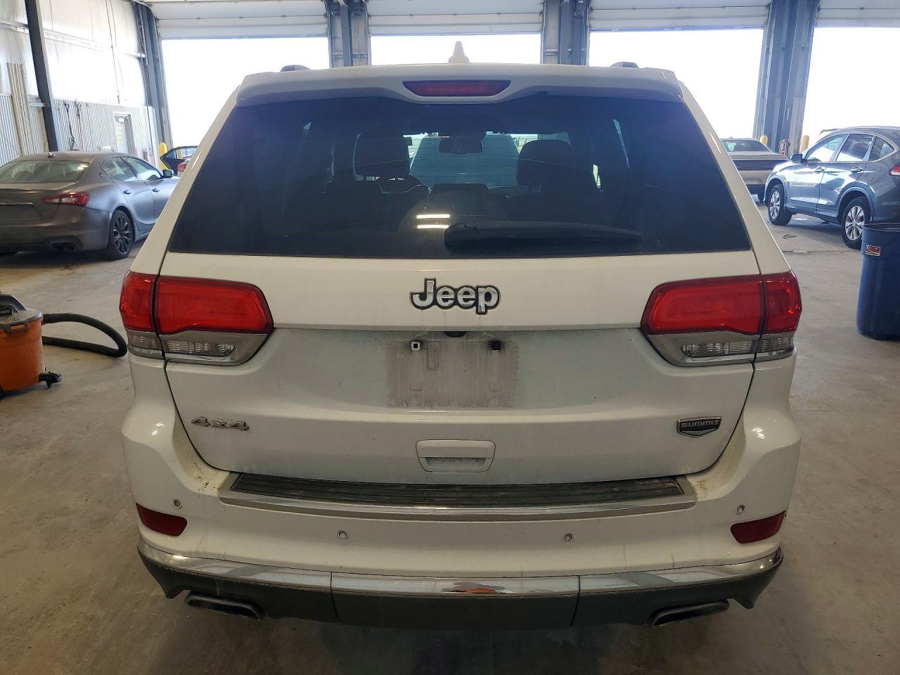2014 Jeep Grand Cherokee Summit - zdjęcie 6