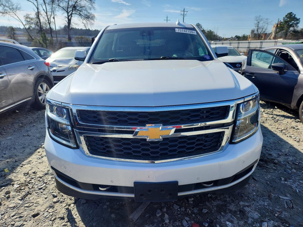 2016 Chevrolet Suburban K1500 Lt - zdjęcie 5