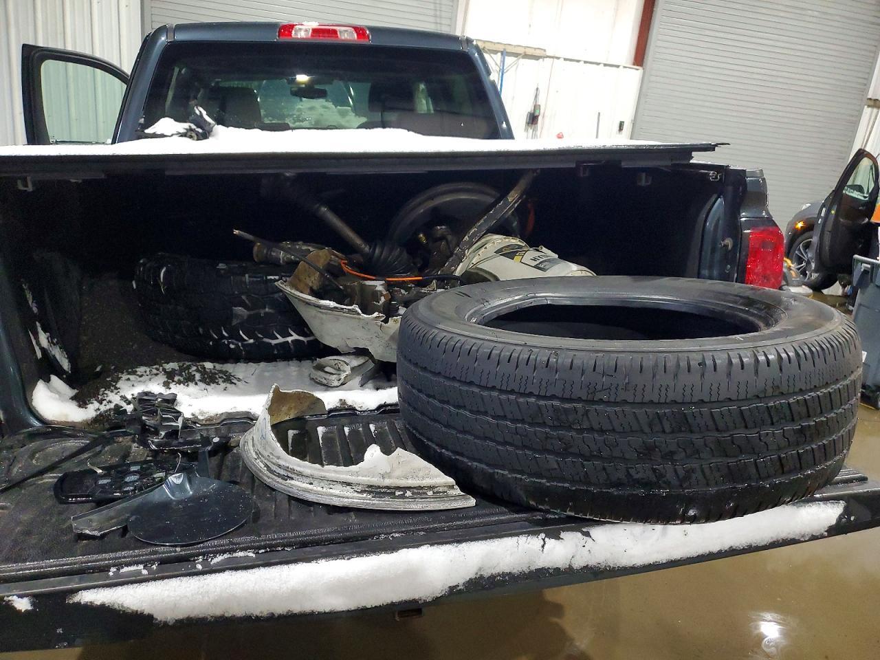 2017 Chevrolet Silverado K1500 Lt - zdjęcie 12