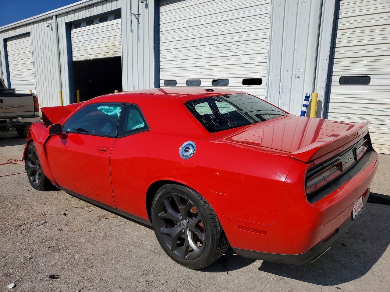 2022 Dodge Challenger Gt - zdjęcie 2