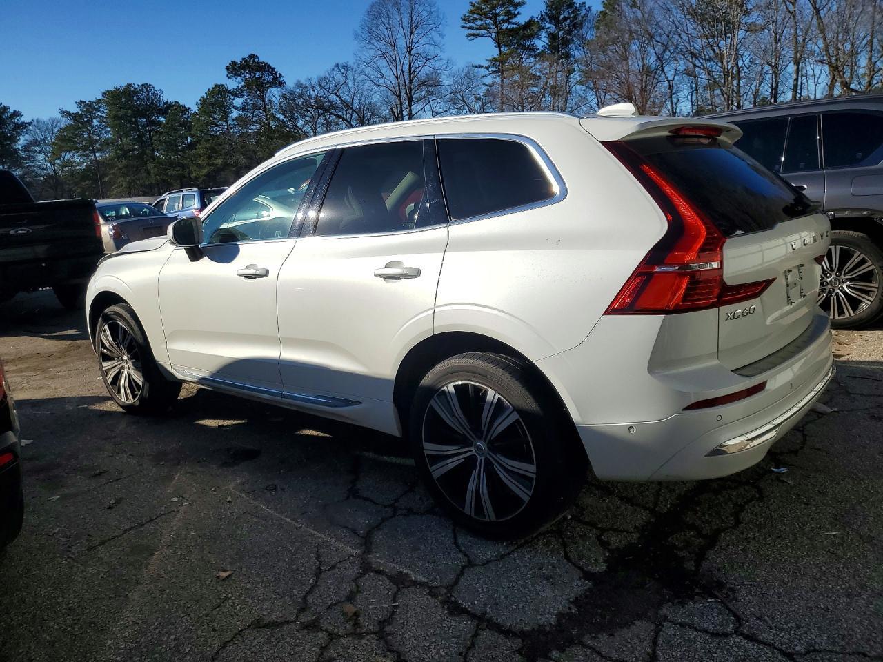 2023 Volvo Xc60 Plus - zdjęcie 2