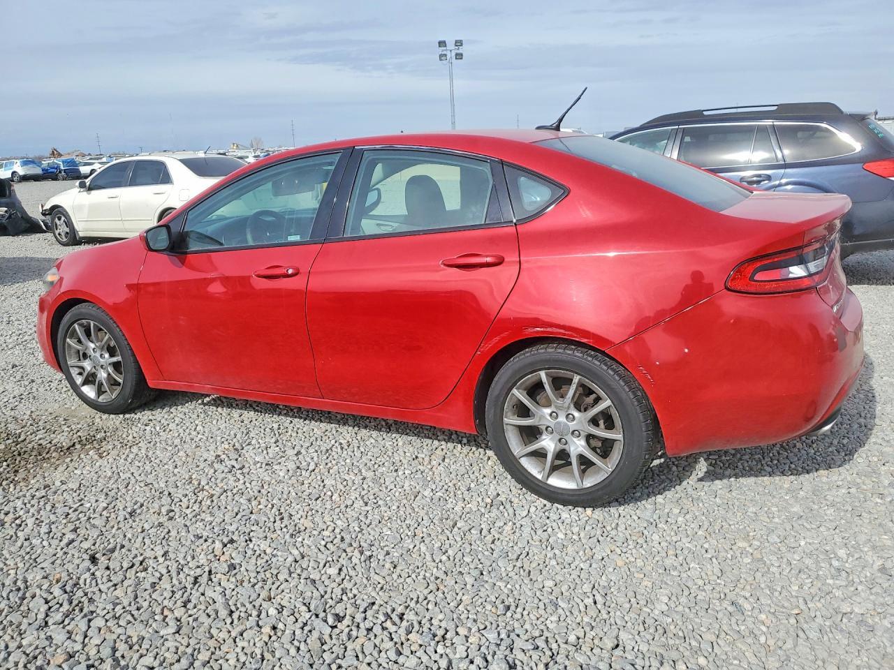 2013 Dodge Dart Sxt - zdjęcie 2