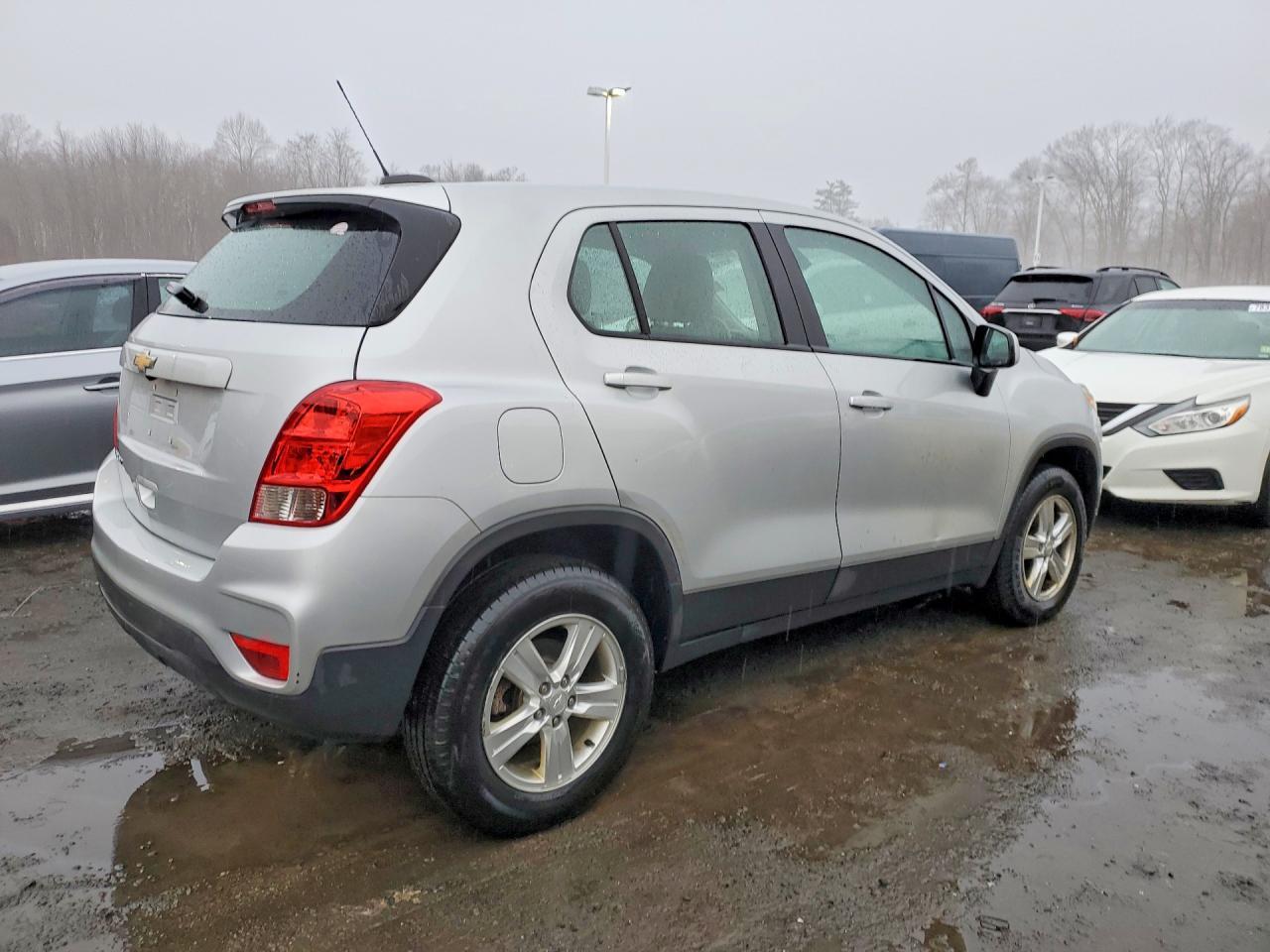 2018 Chevrolet Trax Ls - zdjęcie 3
