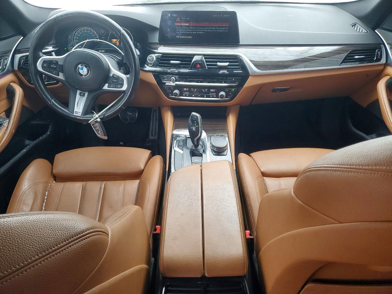 2017 BMW 530 Xi - zdjęcie 8