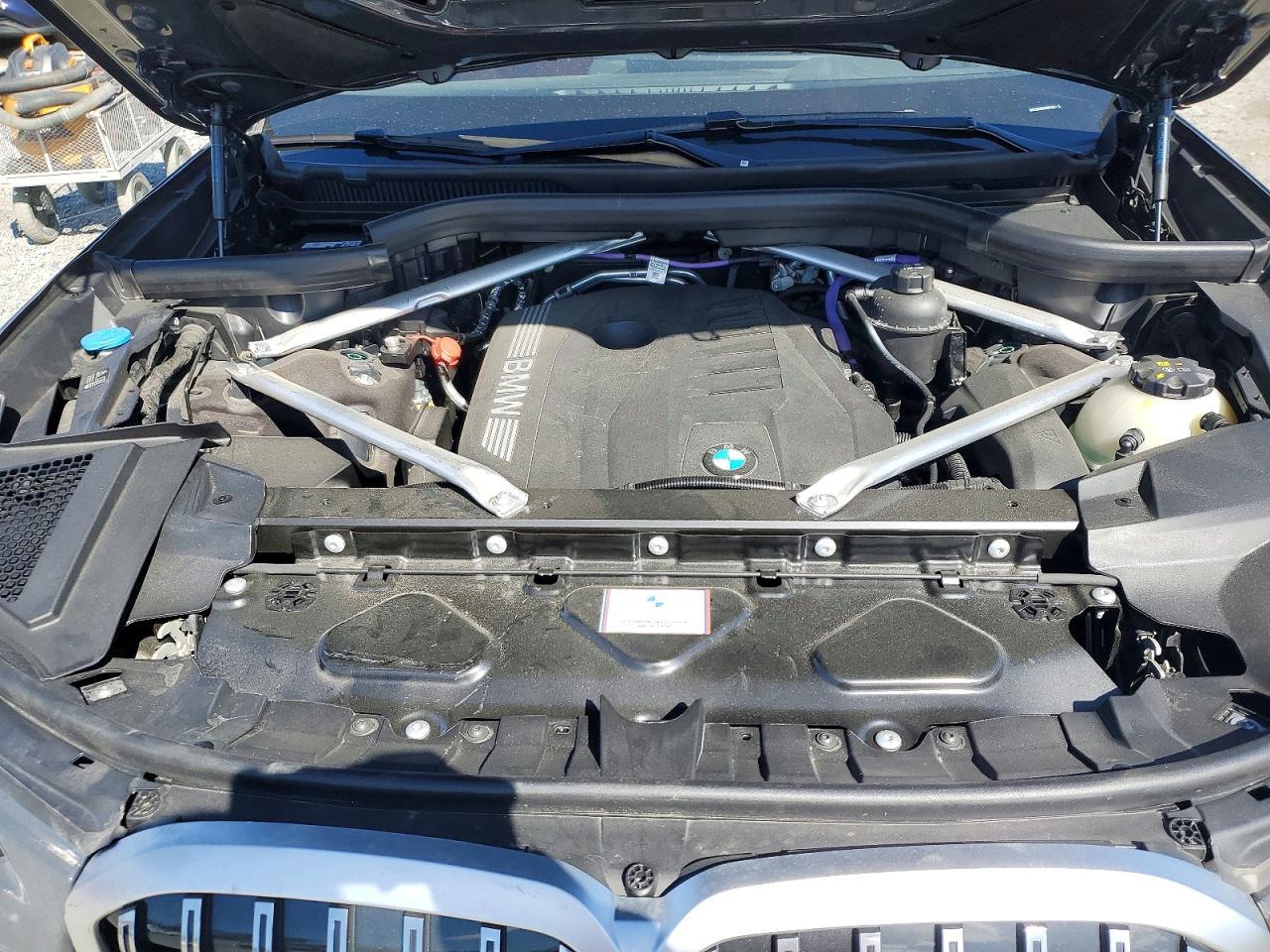 2026 BMW X7 xDrive40I - zdjęcie 11