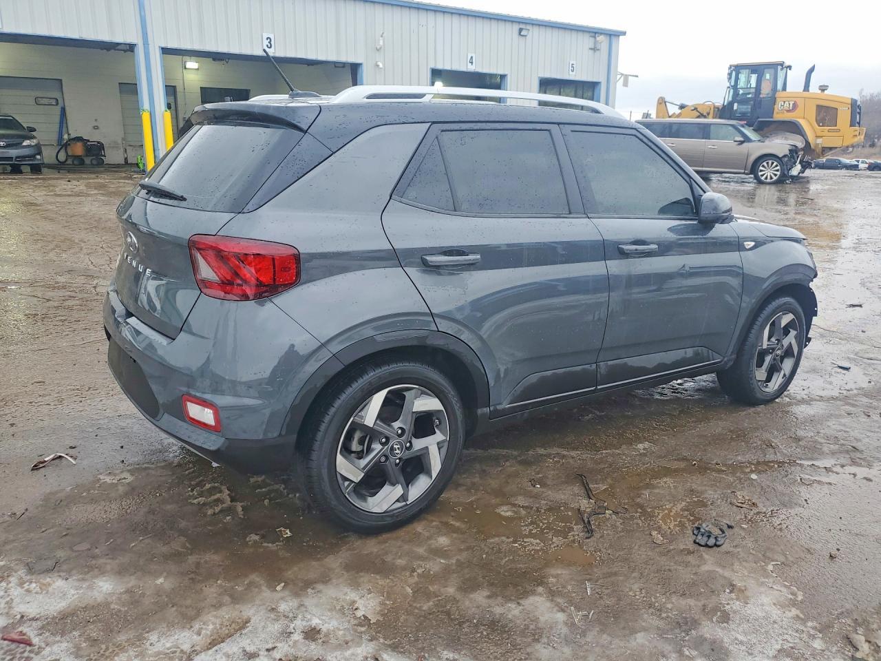 2024 Hyundai Venue Limited - zdjęcie 3