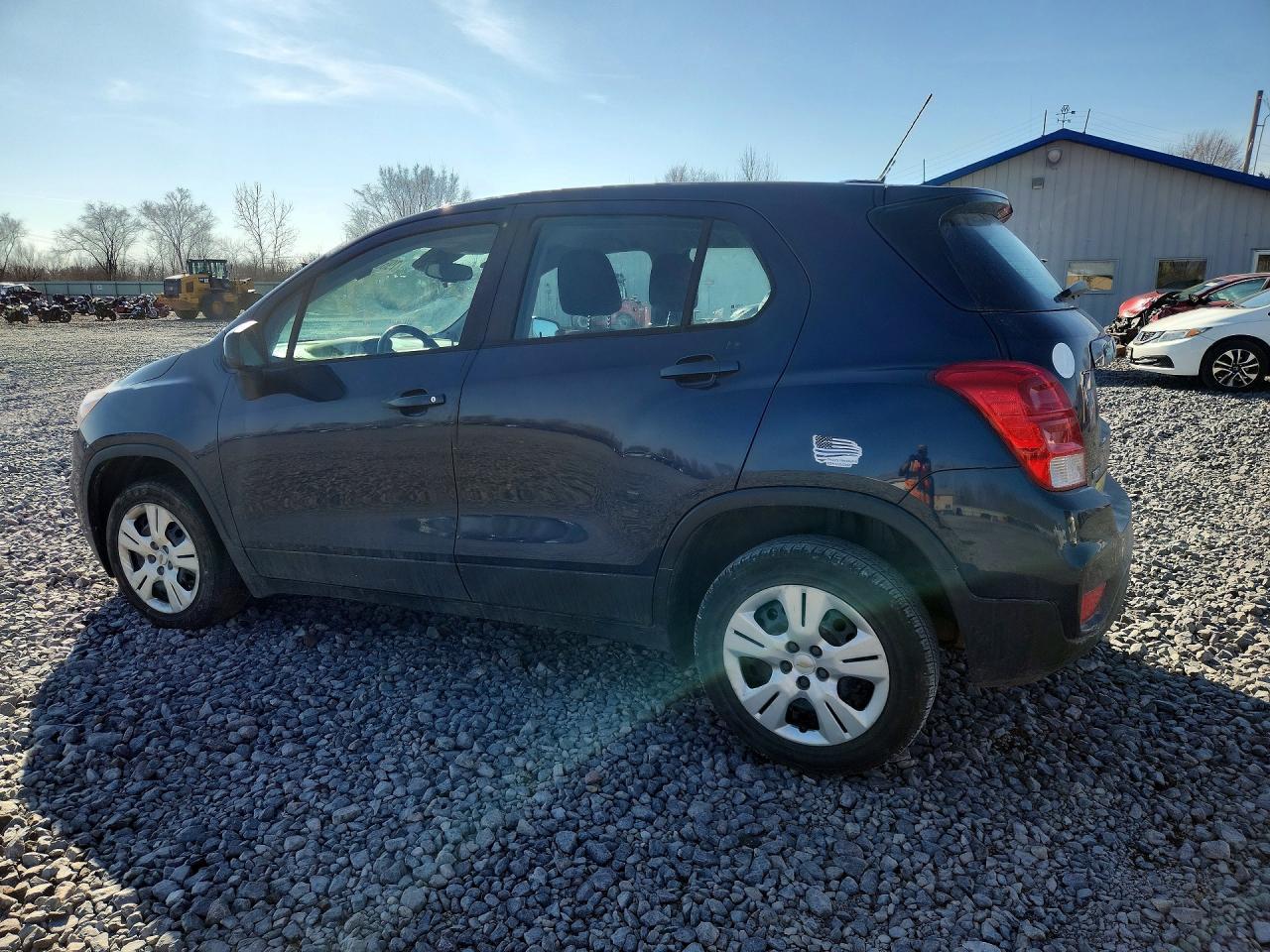2018 Chevrolet Trax Ls - zdjęcie 2