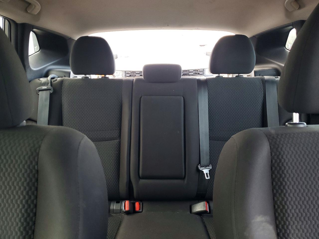 2021 Nissan Rogue Sport S - zdjęcie 10