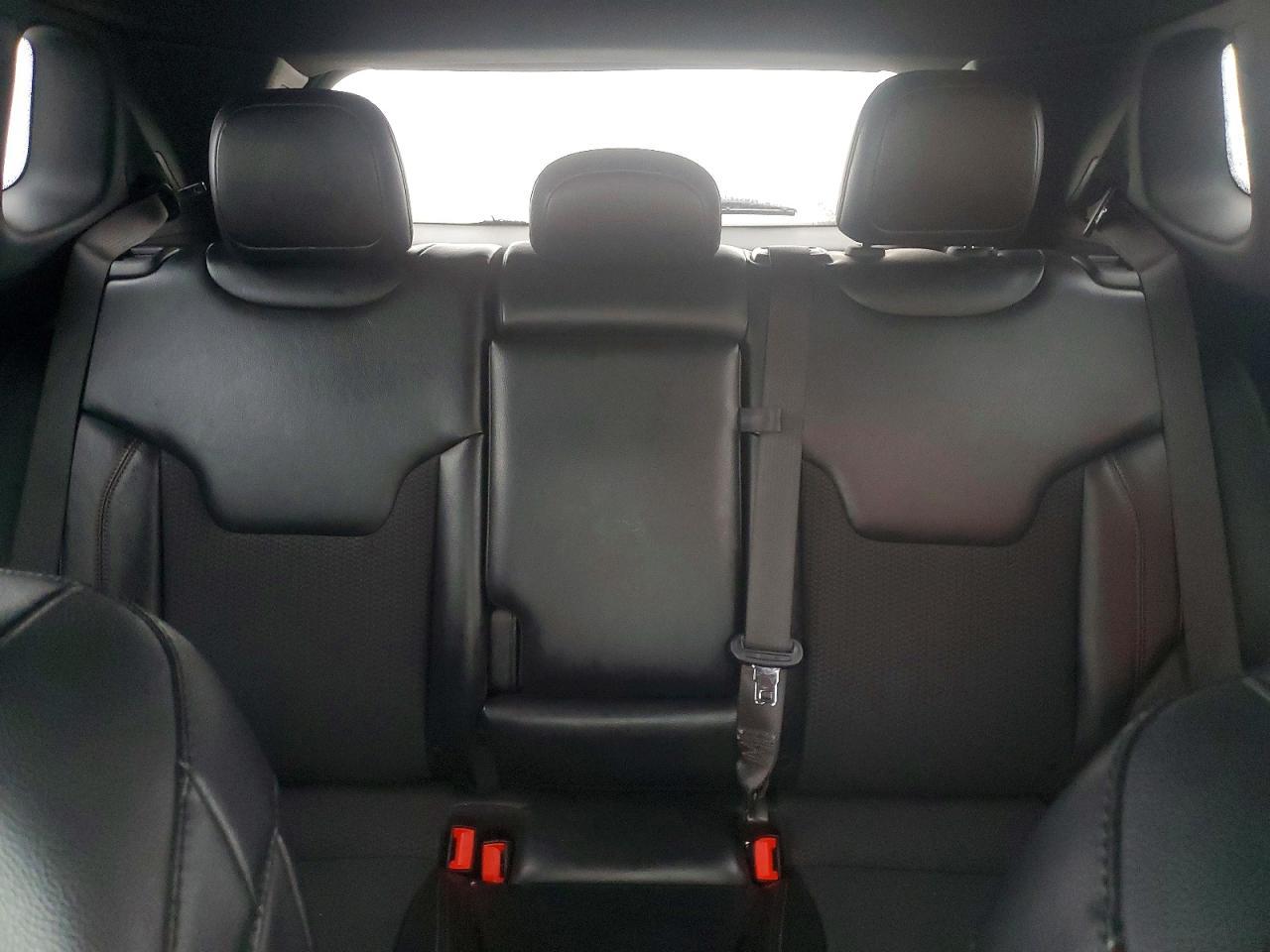 2023 Jeep Compass Trailhawk - zdjęcie 10