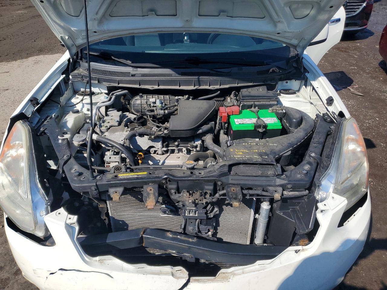 2013 Nissan Rogue S - zdjęcie 11