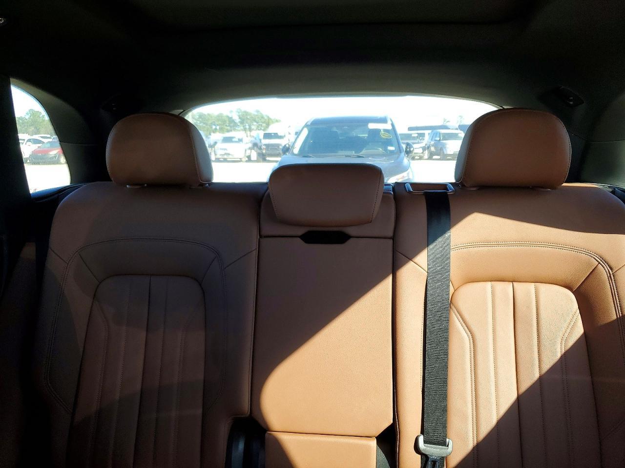 2022 Audi Q5 Premium Plus 45 - zdjęcie 10