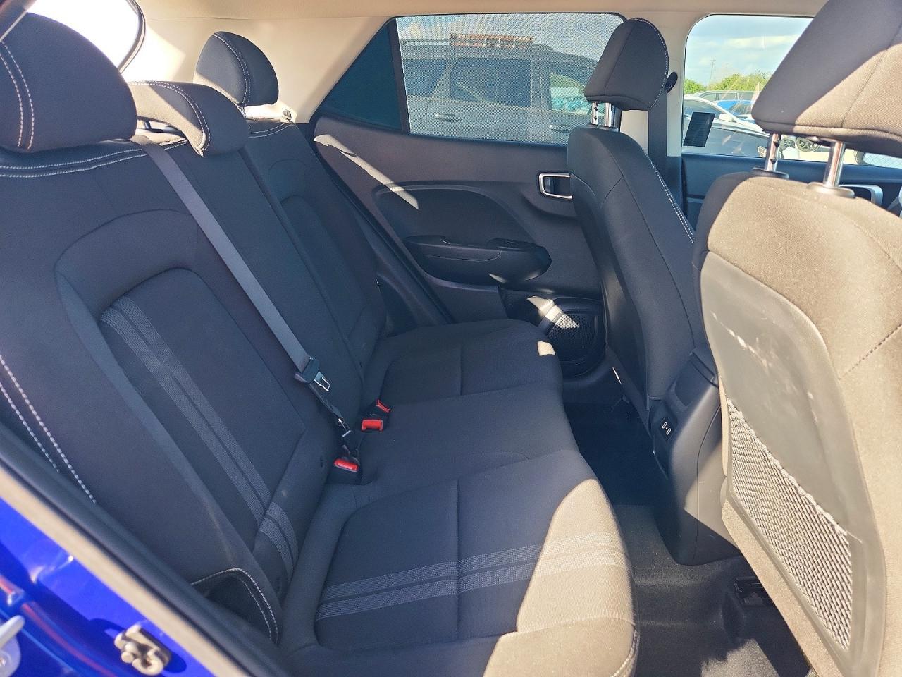 2024 Hyundai Venue Sel - zdjęcie 11