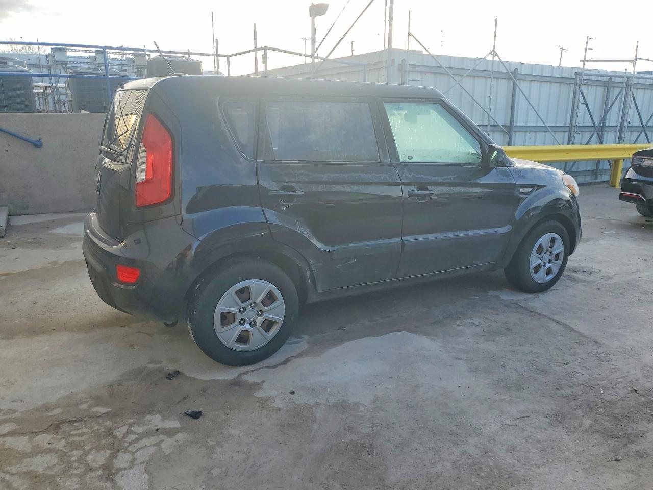 2013 Kia Soul Base - zdjęcie 3