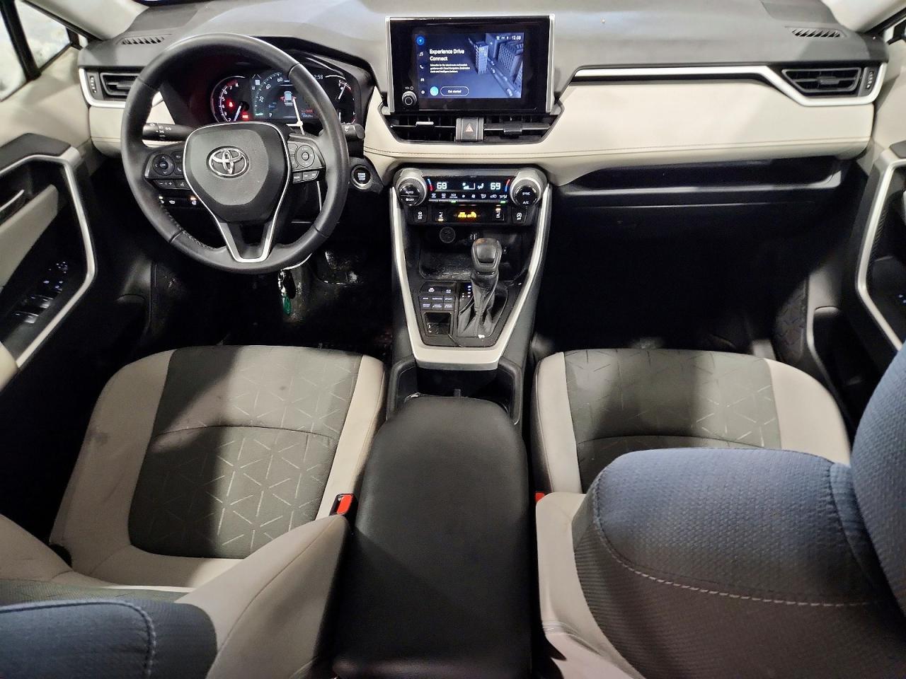 2023 Toyota Rav4 Xle - zdjęcie 8