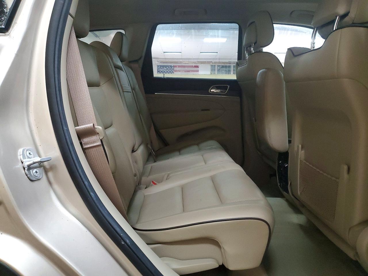 2014 Jeep Grand Cherokee Overland - zdjęcie 11