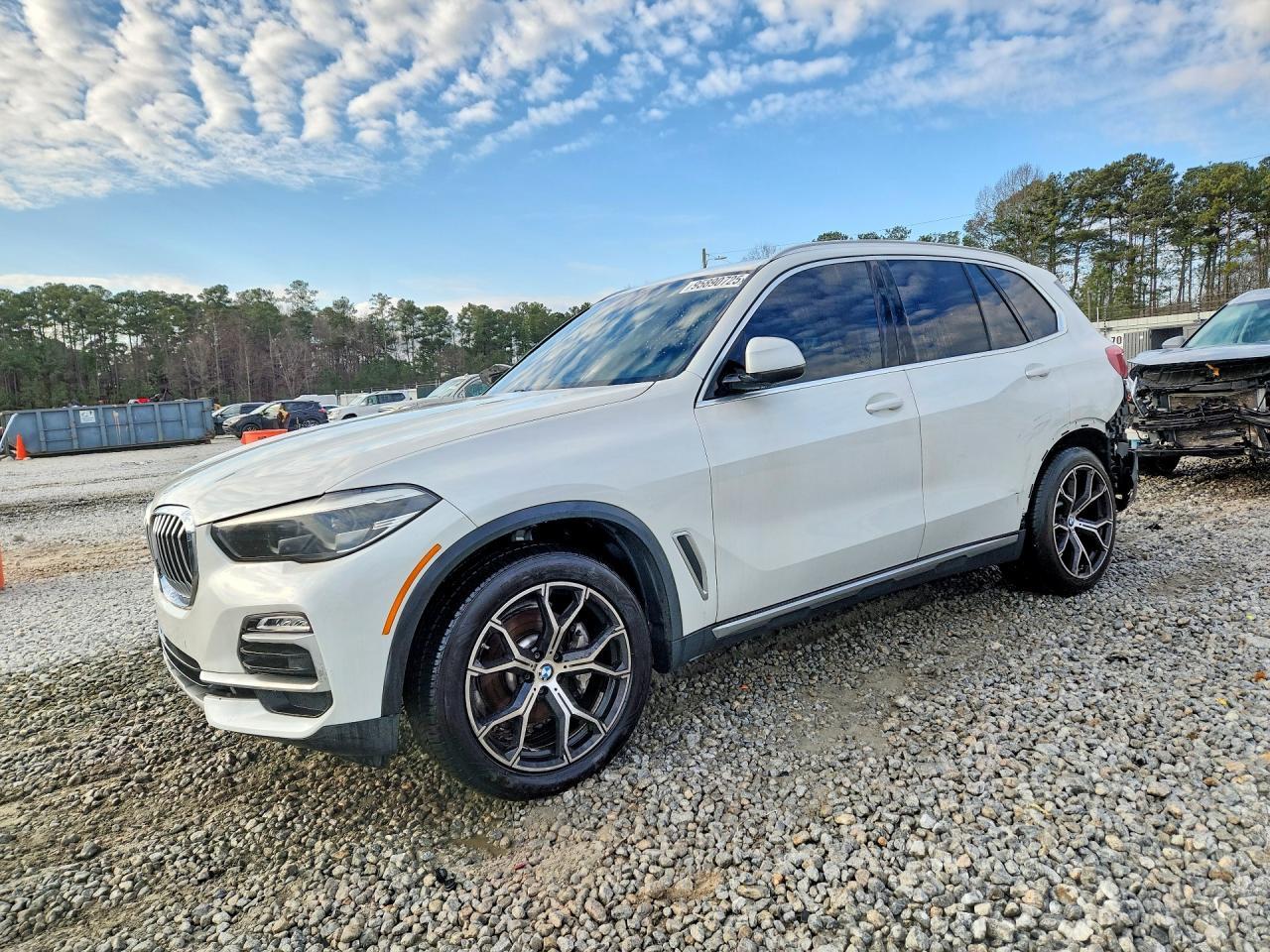 2019 BMW X5 xDrive40I - zdjęcie główne