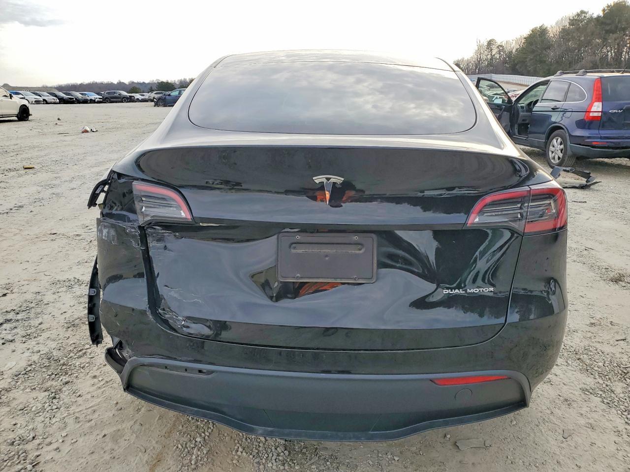 2023 Tesla Model Y - zdjęcie 6