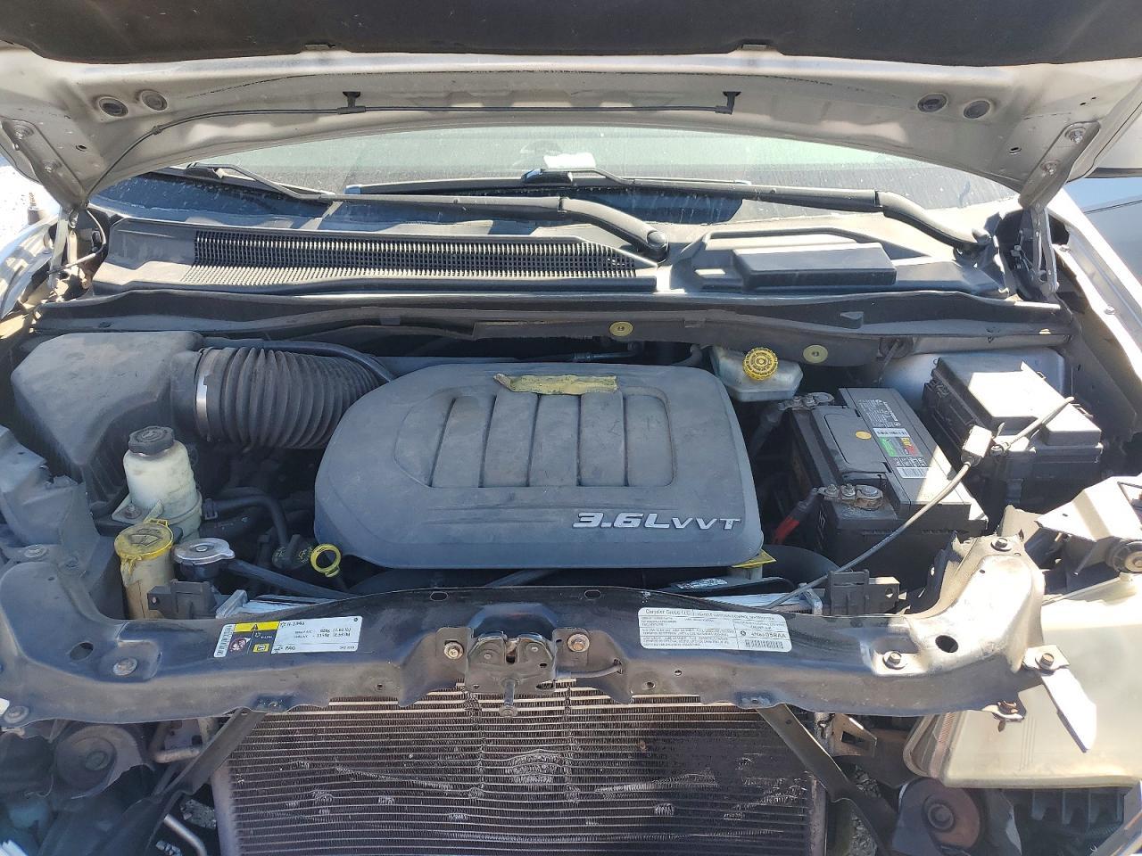 2014 Dodge Grand Caravan Sxt - zdjęcie 12