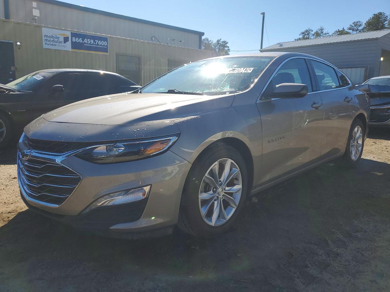 2023 Chevrolet Malibu Lt - zdjęcie główne