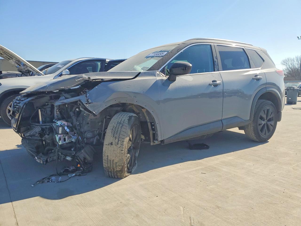 2023 Nissan Rogue Sv - zdjęcie główne