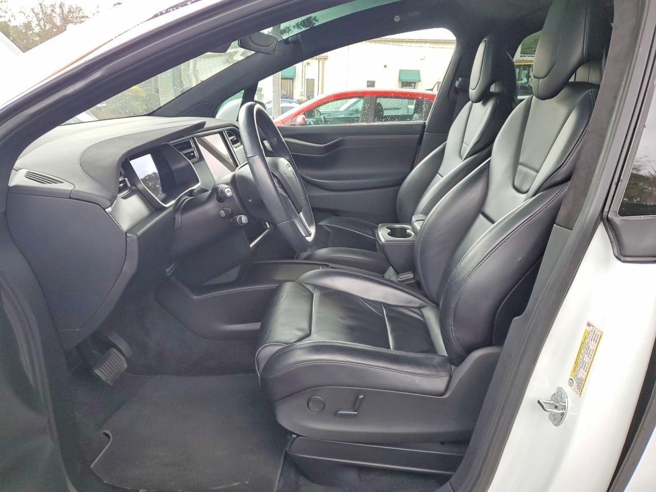 2017 Tesla Model X - zdjęcie 7