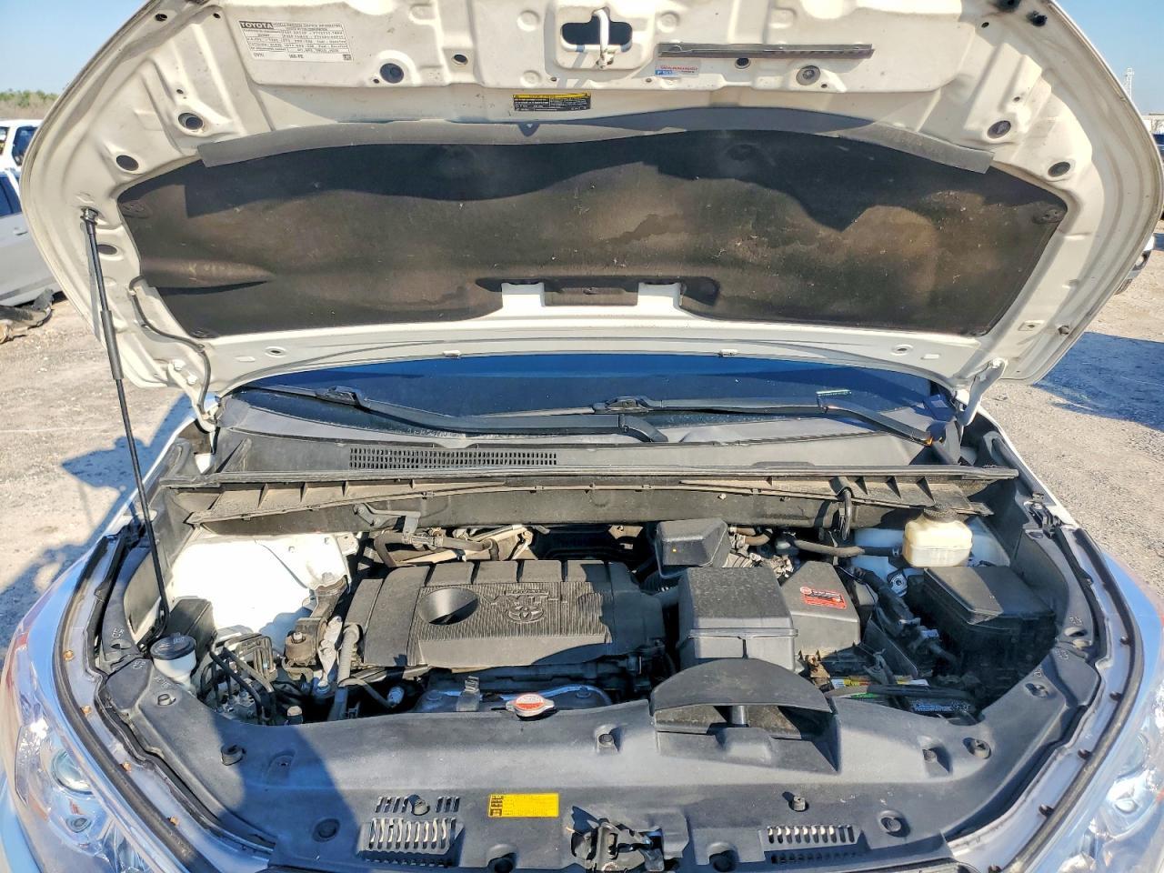 2015 Toyota Highlander Le - zdjęcie 12
