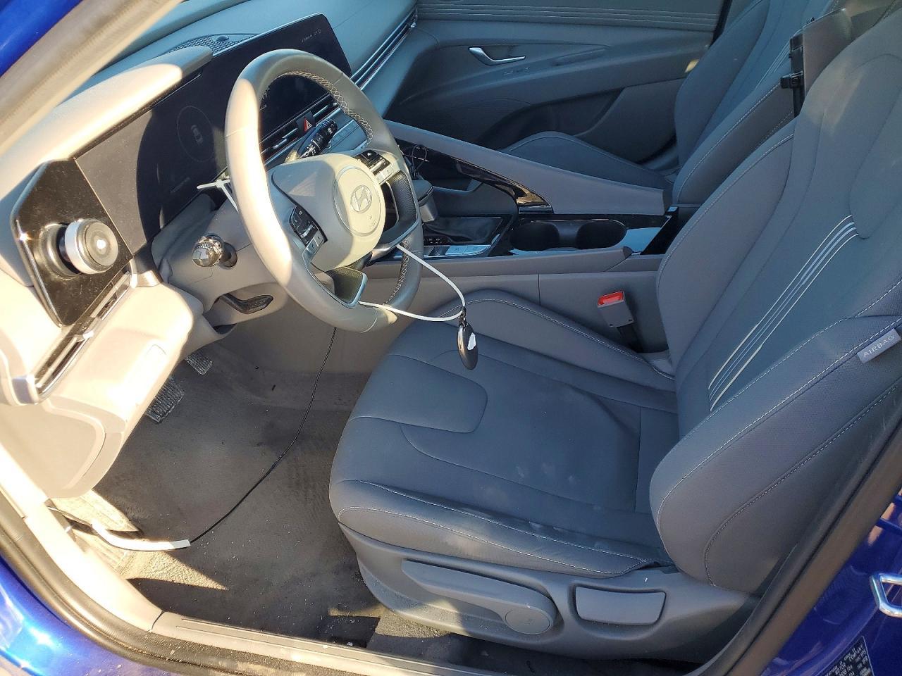 2024 Hyundai Elantra Sel - zdjęcie 7