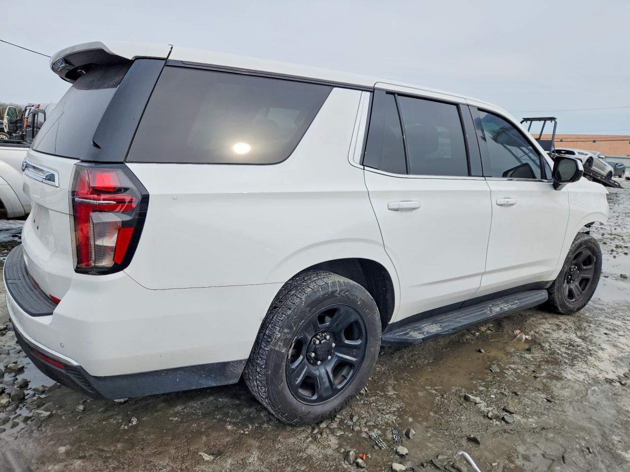 2022 Chevrolet Tahoe C1500 - zdjęcie 3