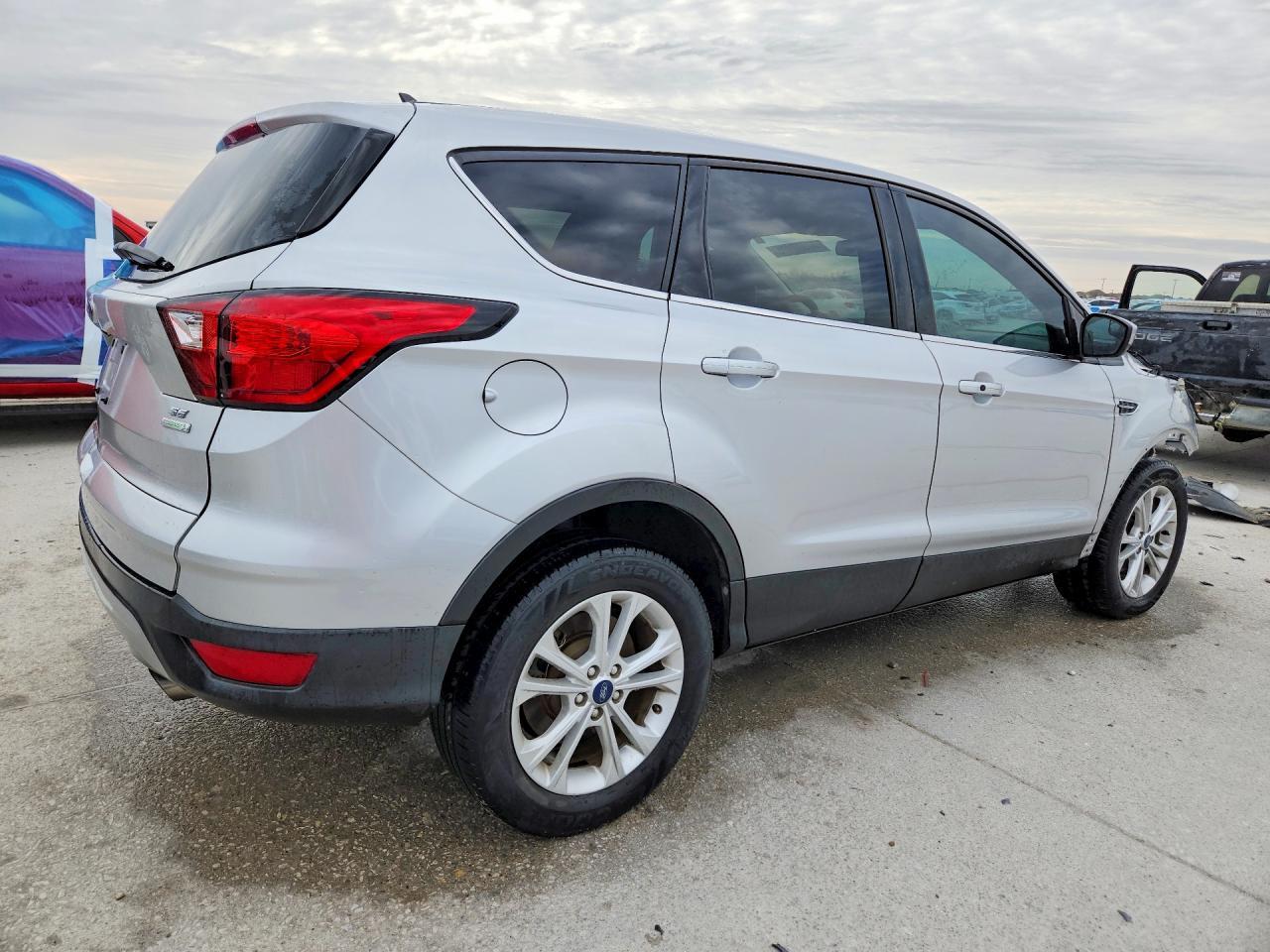 2019 Ford Escape Se - zdjęcie 3