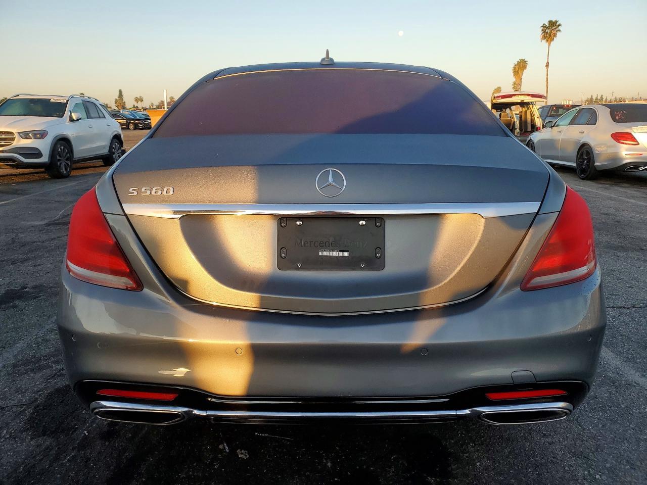 2018 Mercedes-Benz S 560 - zdjęcie 6