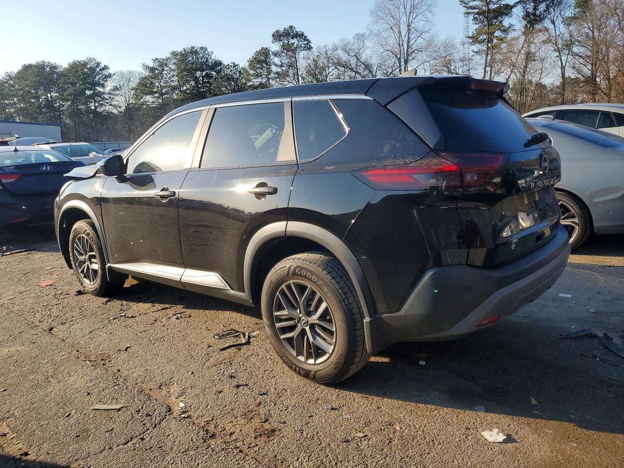 2023 Nissan Rogue S - zdjęcie 2