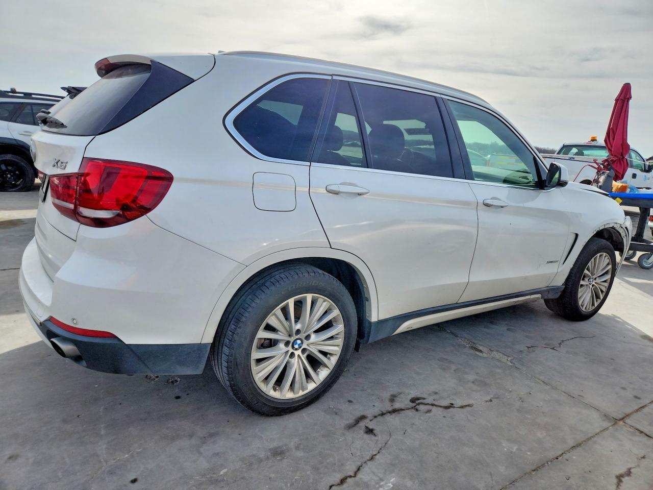 2016 BMW X5 xDrive35I Luxury - zdjęcie 3