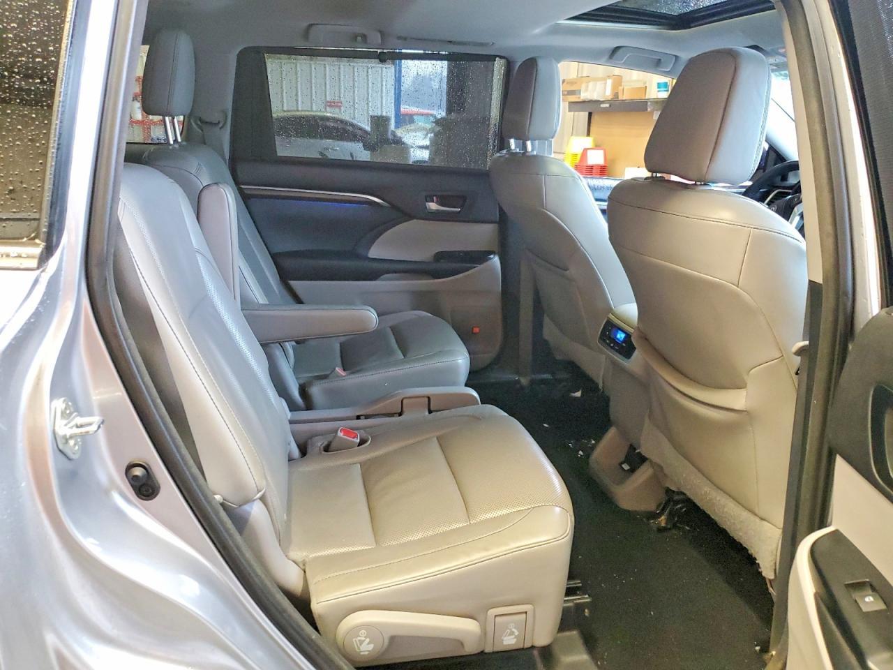 2015 Toyota Highlander Limited - zdjęcie 11