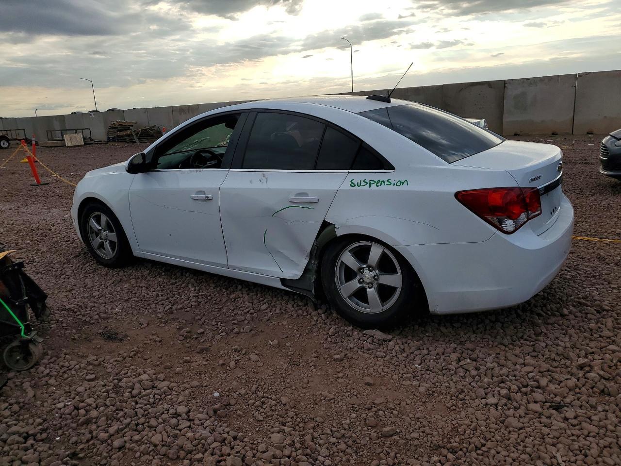 2015 Chevrolet Cruze Lt - zdjęcie 2