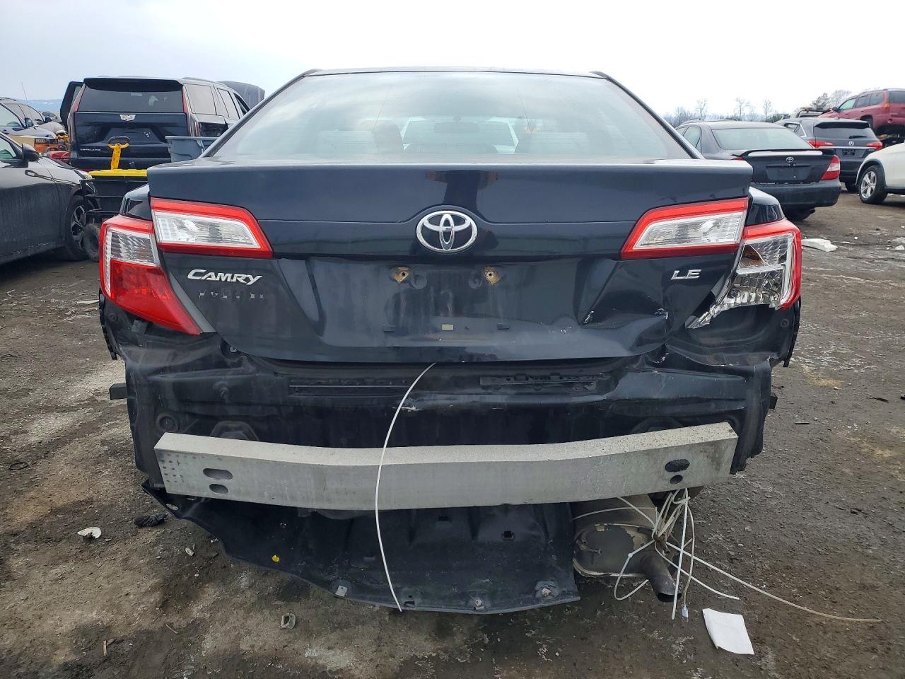 2013 Toyota Camry L - zdjęcie 6