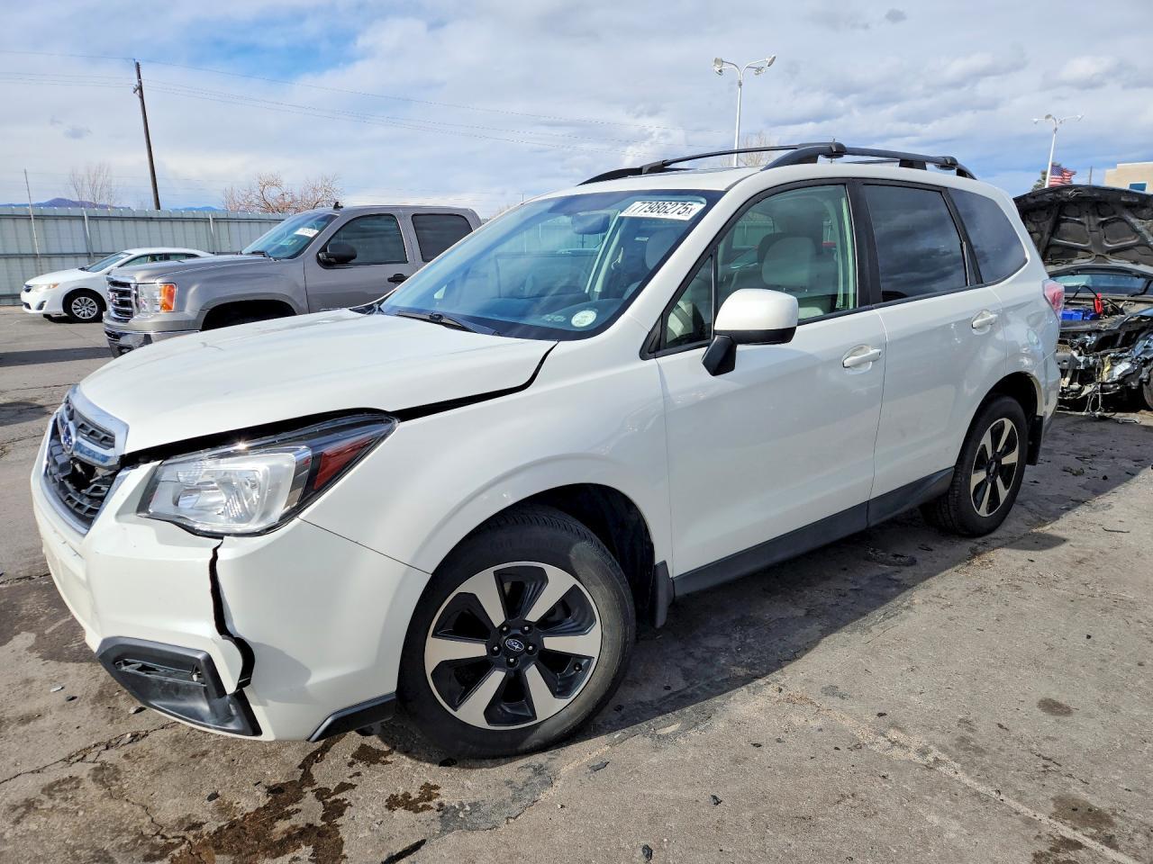 2017 Subaru Forester 2.5I Premium - zdjęcie główne