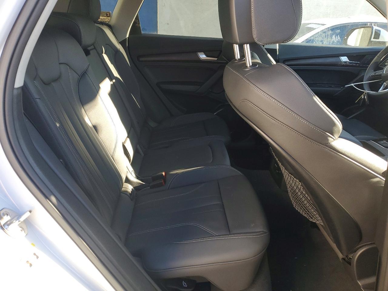 2024 Audi Q5 Premium 45 - zdjęcie 11