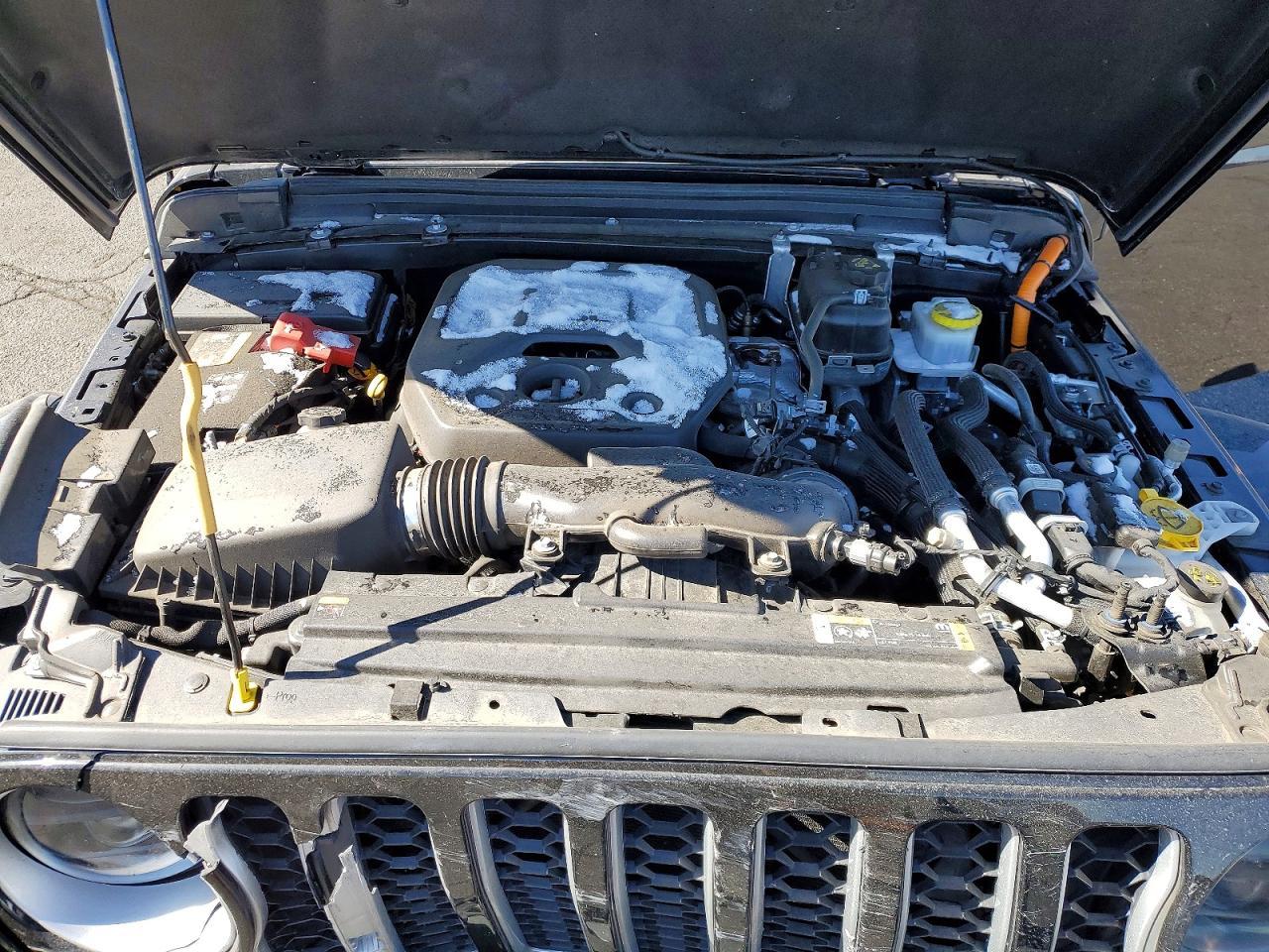 2023 Jeep Wrangler Sahara 4Xe - zdjęcie 12
