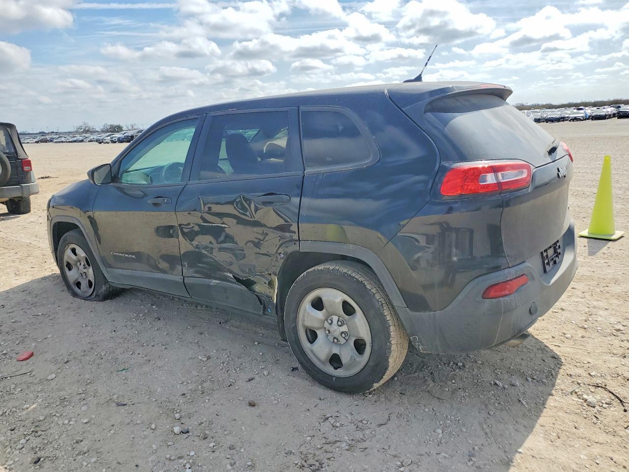 2016 Jeep Cherokee Sport - zdjęcie 2