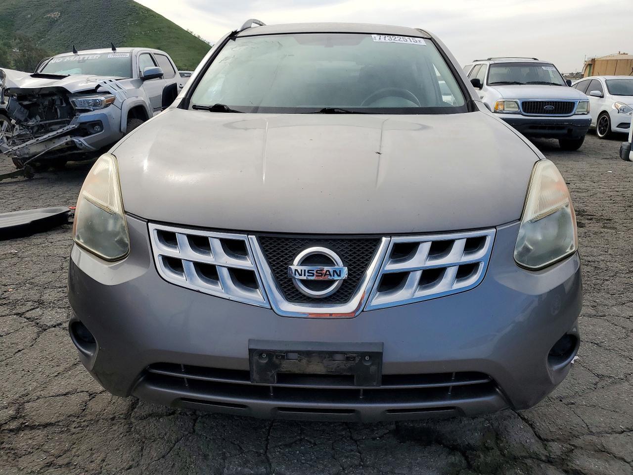 2013 Nissan Rogue S - zdjęcie 5