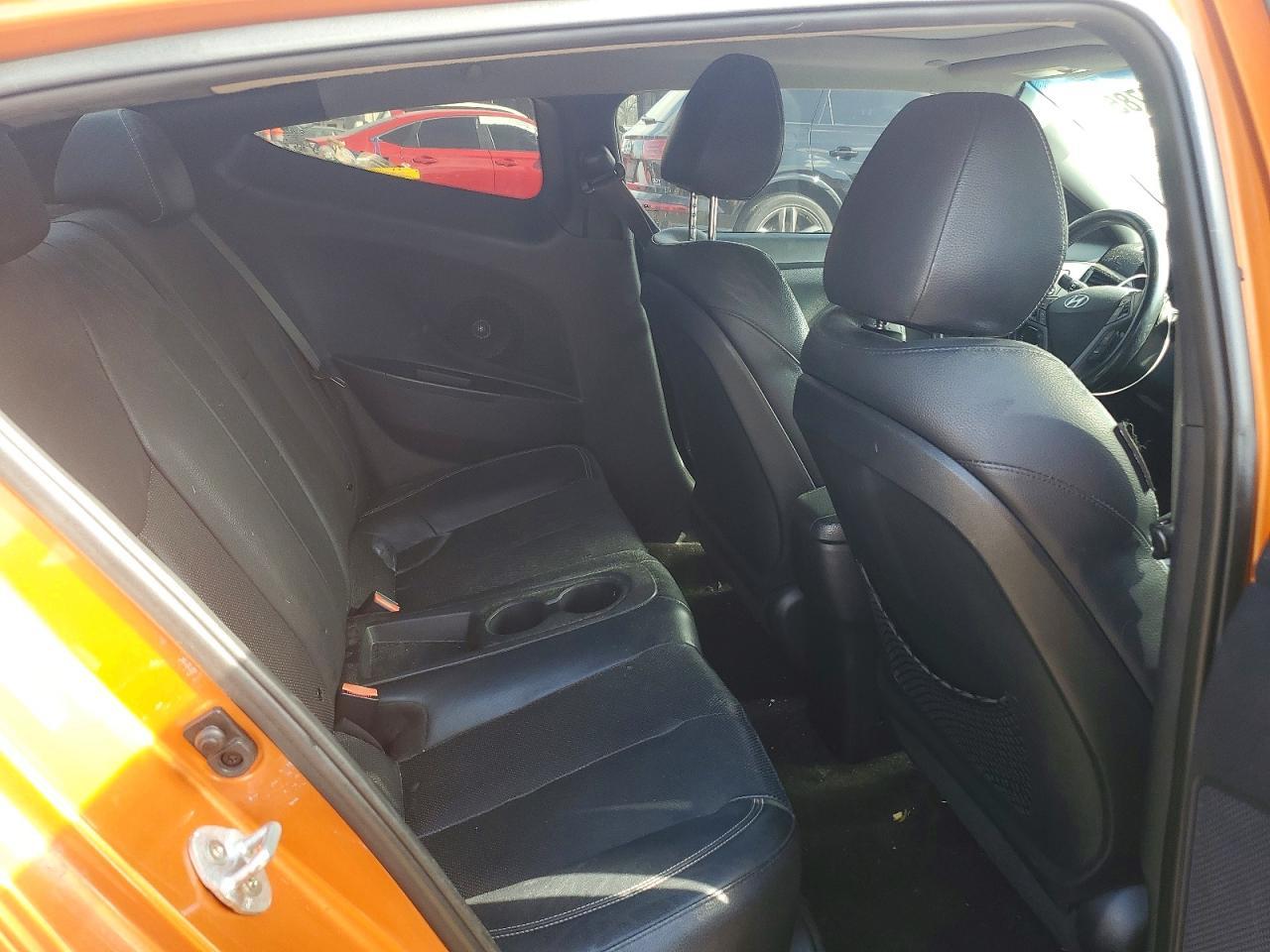 2015 Hyundai Veloster Turbo - zdjęcie 10